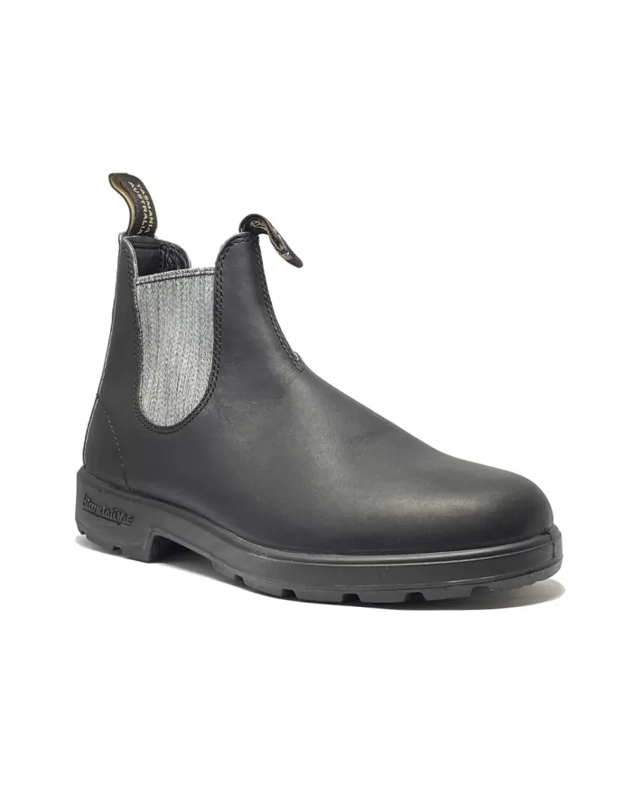 black leather blundstones