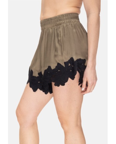 A PAPER KID Shorts donna con pizzo Verde militare