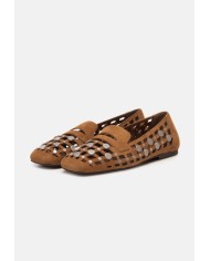 ASH Ballerina traforata con borchie Cuoio