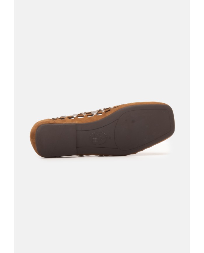 ASH Ballerina traforata con borchie Cuoio